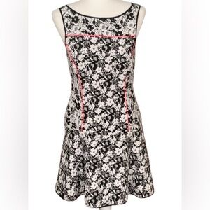 Banana Republic Piped Floral Fit and Flare Sleeveless Dress Size 4